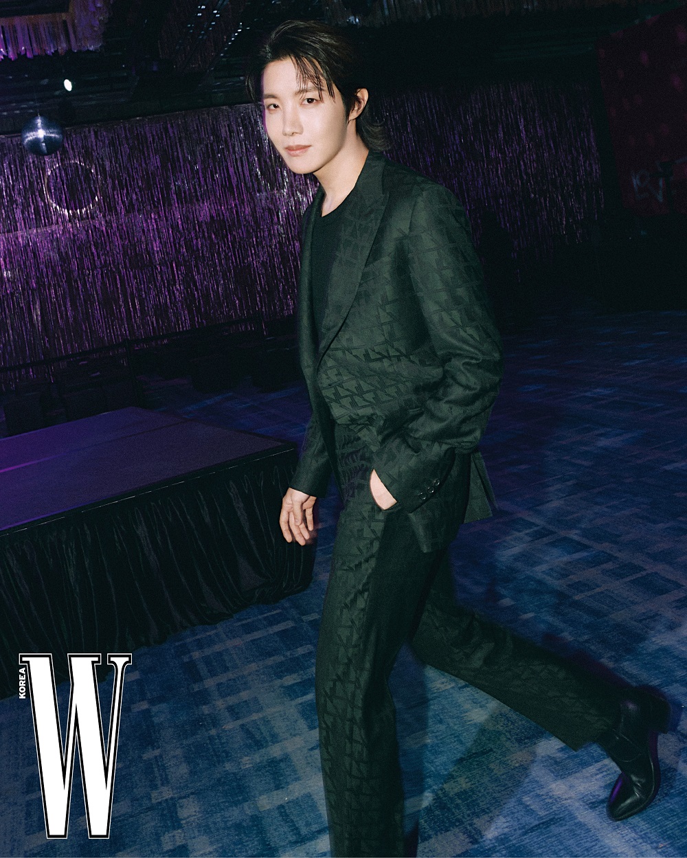 W KOREA NewJeans 表紙 3冊セット NEWJEANS MAGAZINE W KOREA 2022-12 - Kpop USA